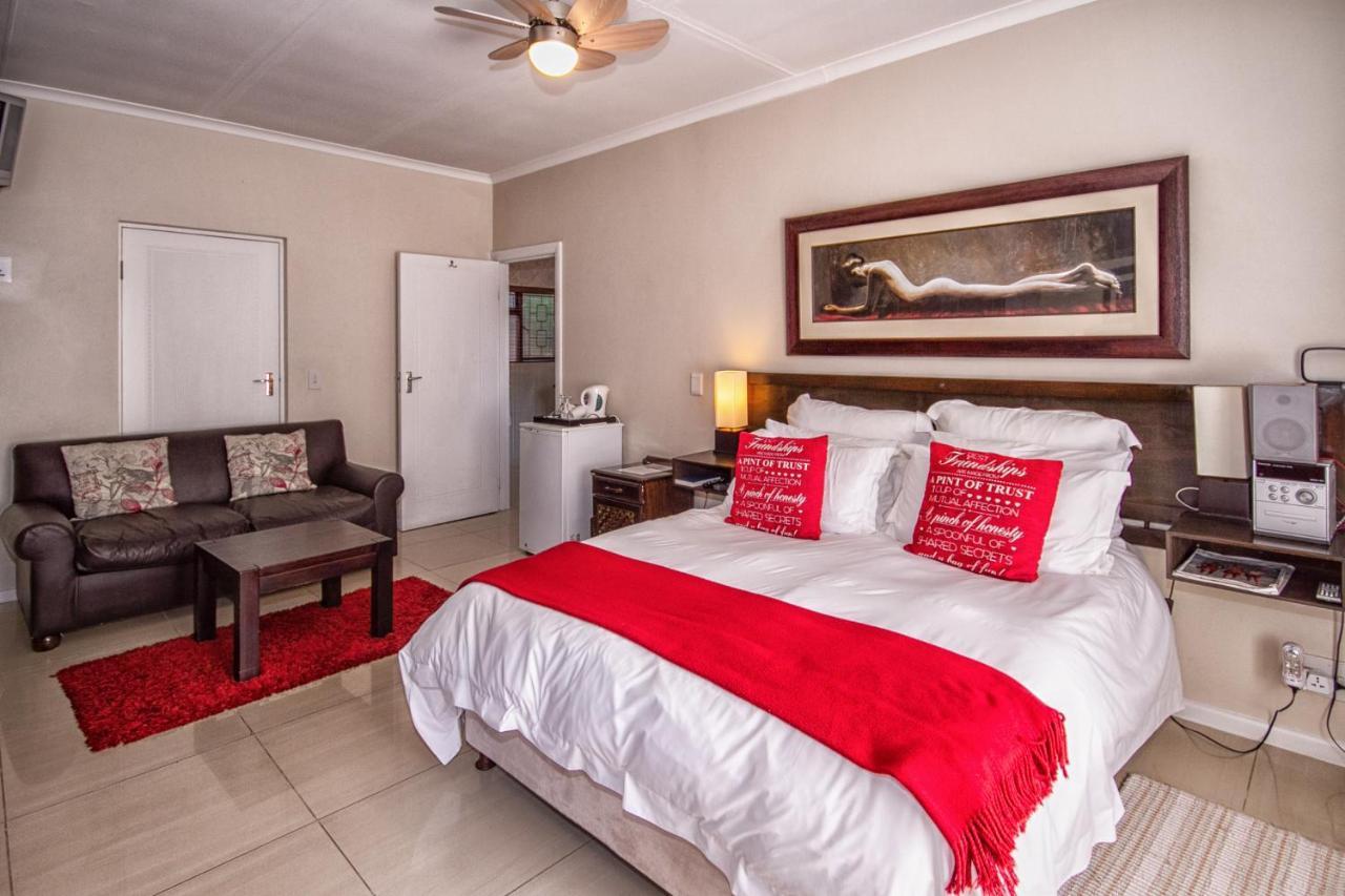 Ohannas Bnb & Self Catering Plettenberg Bay Exteriör bild